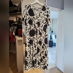 Ava and Viv black and white floral dress